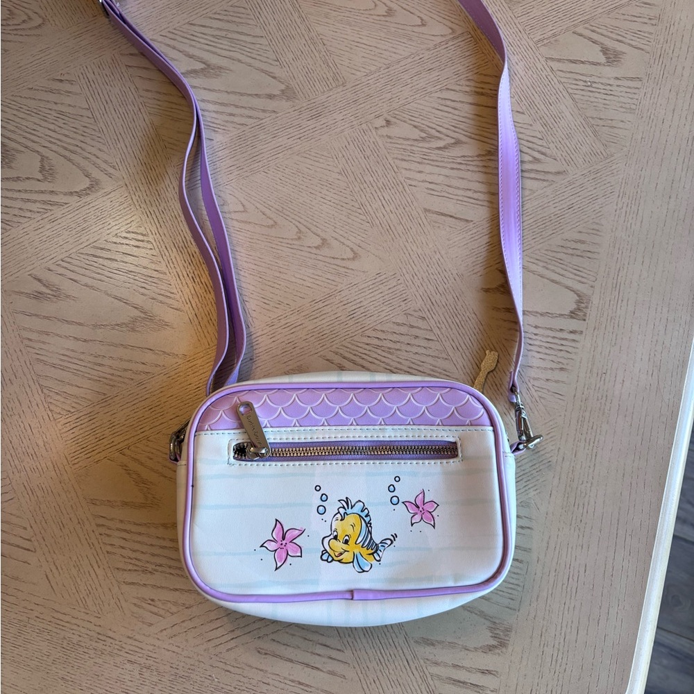 Disney crossbody - Picture 2 of 3